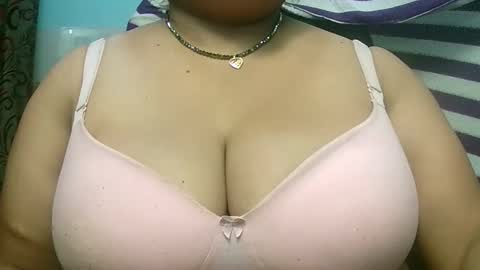 Snapshot of dipa2345 chatting on October 9, 5:40 pm dipa2345 online show from October 9, 5:40 pm