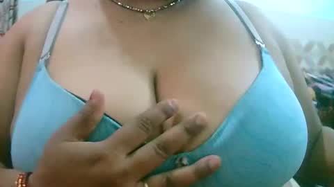 Snapshot of dipa2345 chatting on September 27, 11:30 am dipa2345 online show from September 27, 11:30 am