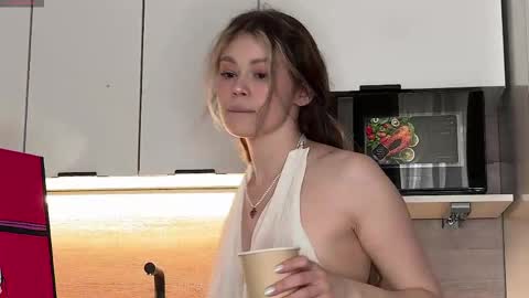 Diana online show from April 28, 3:22 am