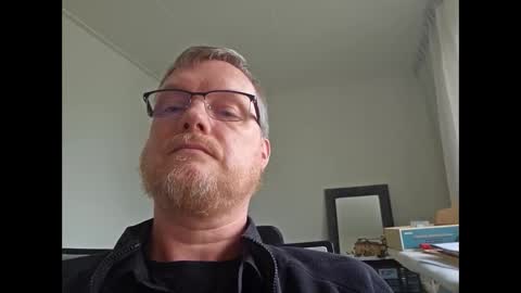 dirkkie1975 online show from February 24, 1:25 pm