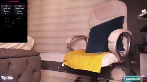 dirty_27cms online show from November 26, 9:22 pm