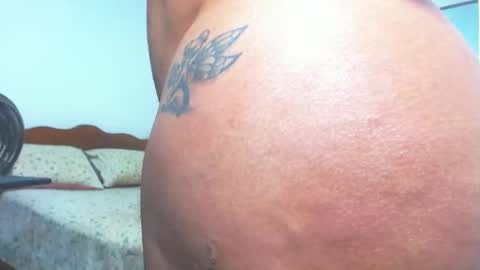 dirty_culona online show from April 17, 10:12 pm