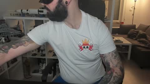 Robert online show from January 12, 10:12 pm