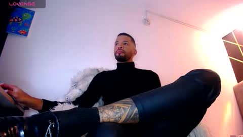 I just want to be happy online show from February 22, 3:54 am