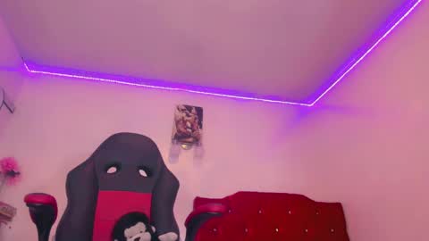 Naomy  online show from January 20, 7:14 pm