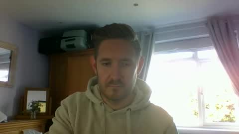 Snapshot of dirtylondon729 chatting on September 22, 10:30 am Exhibitionist Ben online show from September 22, 10:30 am