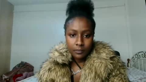 Snapshot of disah_002 chatting on September 15, 12:39 pm disah_002 online show from September 15, 12:39 pm