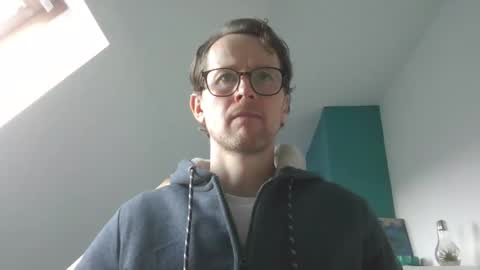 Snapshot of discovery_99 chatting on December 3, 10:01 am discovery_99 online show from December 3, 10:01 am