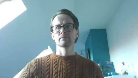 Snapshot of discovery_99 chatting on January 3, 1:02 pm discovery_99 online show from January 3, 1:02 pm