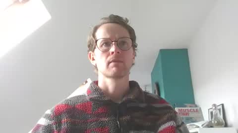 Snapshot of discovery_99 chatting on October 28, 1:56 pm discovery_99 online show from October 28, 1:56 pm