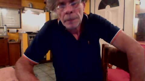 discretopasivo online show from October 21, 1:44 am