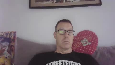 disney0988 online show from December 9, 8:11 am