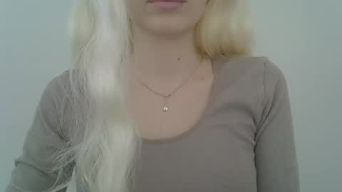 DitaMilton online show from February 7, 11:24 am