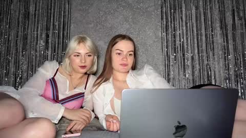 Hannah online show from December 4, 12:13 am
