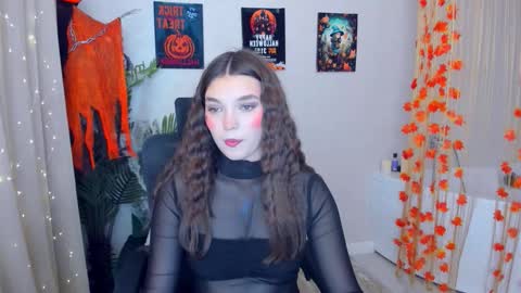 Snapshot of divineamour chatting on October 13, 11:34 am Hannah online show from October 13, 11:34 am