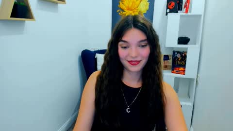 Snapshot of divineamour chatting on October 9, 11:48 am Hannah online show from October 9, 11:48 am