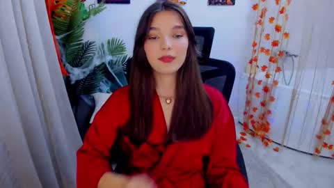 Snapshot of divineamour chatting on October 20, 10:20 am Hannah online show from October 20, 10:20 am