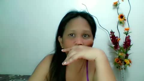 Snapshot of divinegrace10 chatting on January 16, 2:09 am     Divine Grace Close To Your Hear online show from January 16, 2:09 am