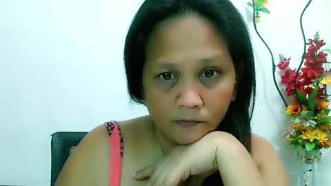 Snapshot of divinegrace10 chatting on January 4, 2:04 pm     Divine Grace Close To Your Hear online show from January 4, 2:04 pm