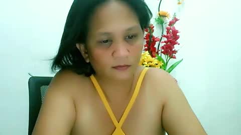 Snapshot of divinegrace10 chatting on March 6, 3:56 pm     Divine Grace Close To Your Hear online show from March 6, 3:56 pm