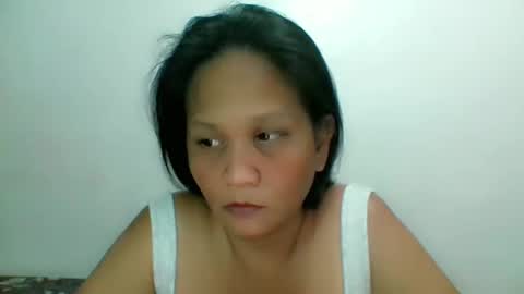 Snapshot of divinegrace10 chatting on January 11, 2:04 pm     Divine Grace Close To Your Hear online show from January 11, 2:04 pm