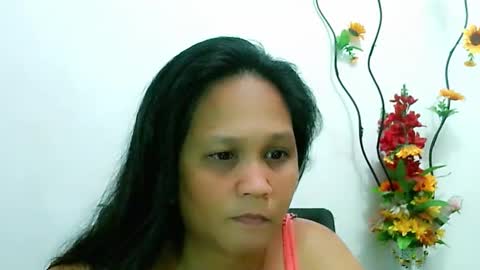 Snapshot of divinegrace10 chatting on January 3, 1:46 pm     Divine Grace Close To Your Hear online show from January 3, 1:46 pm