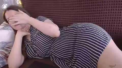 Dixiemiller online show from November 26, 2:20 am