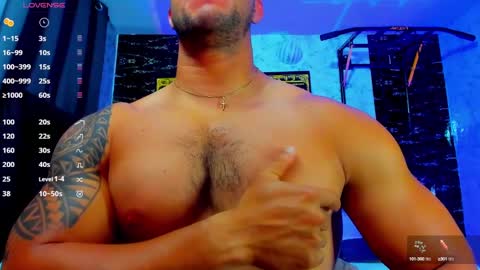 Snapshot of dixon_ray_ chatting on September 28, 12:30 am Dixon online show from September 28, 12:30 am