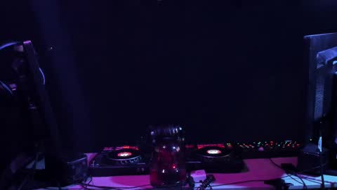 Adrian Arturo online show from February 1, 12:07 am