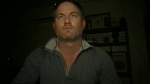 TriflinYoBitch online show from April 1, 6:58 am