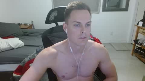 Snapshot of dmoney212 chatting on February 27, 6:02 am dmoney212 online show from February 27, 6:02 am
