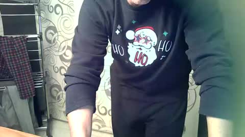 Alex online show from December 2, 6:35 am