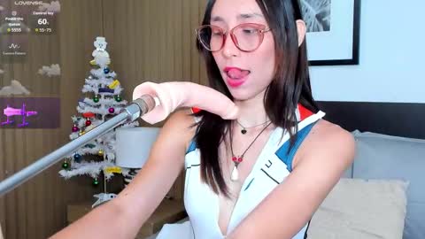 Bella  online show from December 22, 8:48 pm