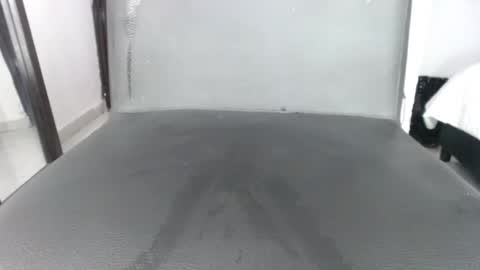 doll_dollys_ online show from February 20, 1:25 am