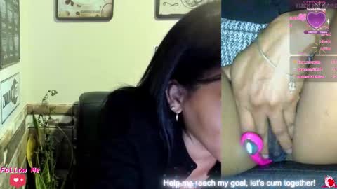 doll_lorenn26 online show from October 9, 7:08 pm