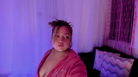 Roxana  independent model can you help me reach 100 hands up uwu online show from October 1, 1:05 am