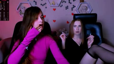 doll_vey online show from September 21, 7:07 pm