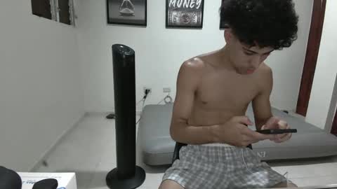 DollarHot30 online show from September 29, 1:04 am