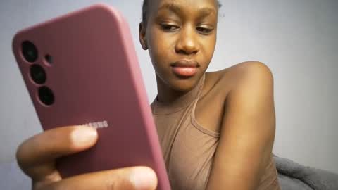 dollberry online show from February 26, 9:01 am