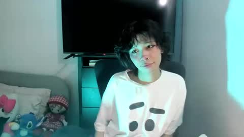 Snapshot of dolliette chatting on September 13, 3:53 am mina online show from September 13, 3:53 am