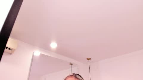 dolly walker online show from April 8, 4:26 am