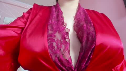 Call me Zoe  online show from November 10, 9:06 pm