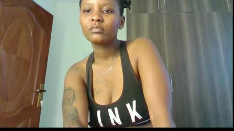 Snapshot of domecesy chatting on September 15, 1:12 pm Amarie noels online show from September 15, 1:12 pm