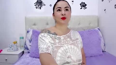 Snapshot of domina0 chatting on October 13, 1:24 pm domi online show from October 13, 1:24 pm