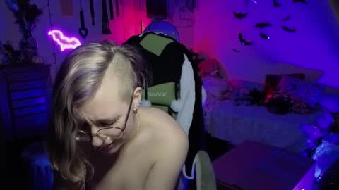 Bigbearnbunnyboy online show from January 8, 5:13 am