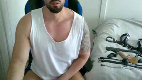 DominatedTitan online show from April 3, 12:12 pm