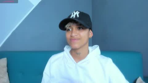 Snapshot of dominick_joness chatting on March 6, 8:37 pm Dominick online show from March 6, 8:37 pm