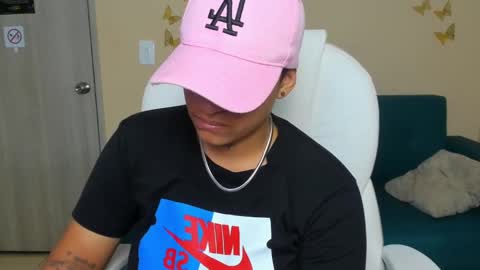 Snapshot of dominick_joness chatting on September 17, 5:22 am Dominick online show from September 17, 5:22 am