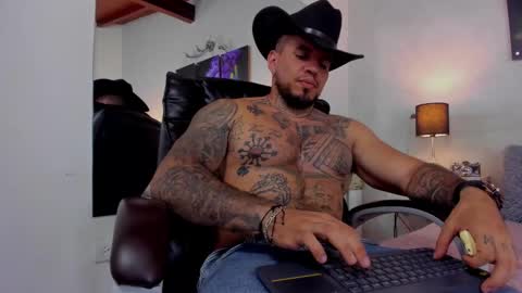 dominickane online show from October 8, 5:13 am