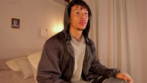 Dominik Drake online show from April 25, 12:40 pm